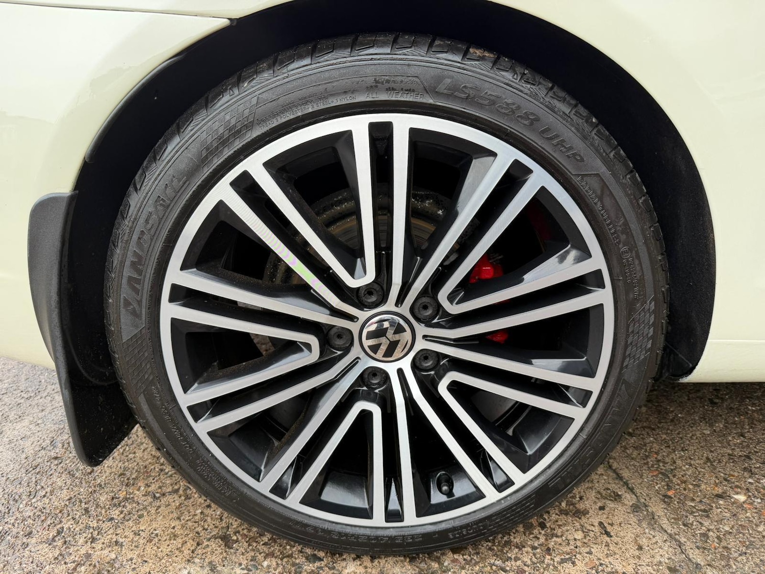 Used Volkswagen EOS 2013 for sale - 76647567: Photo 22