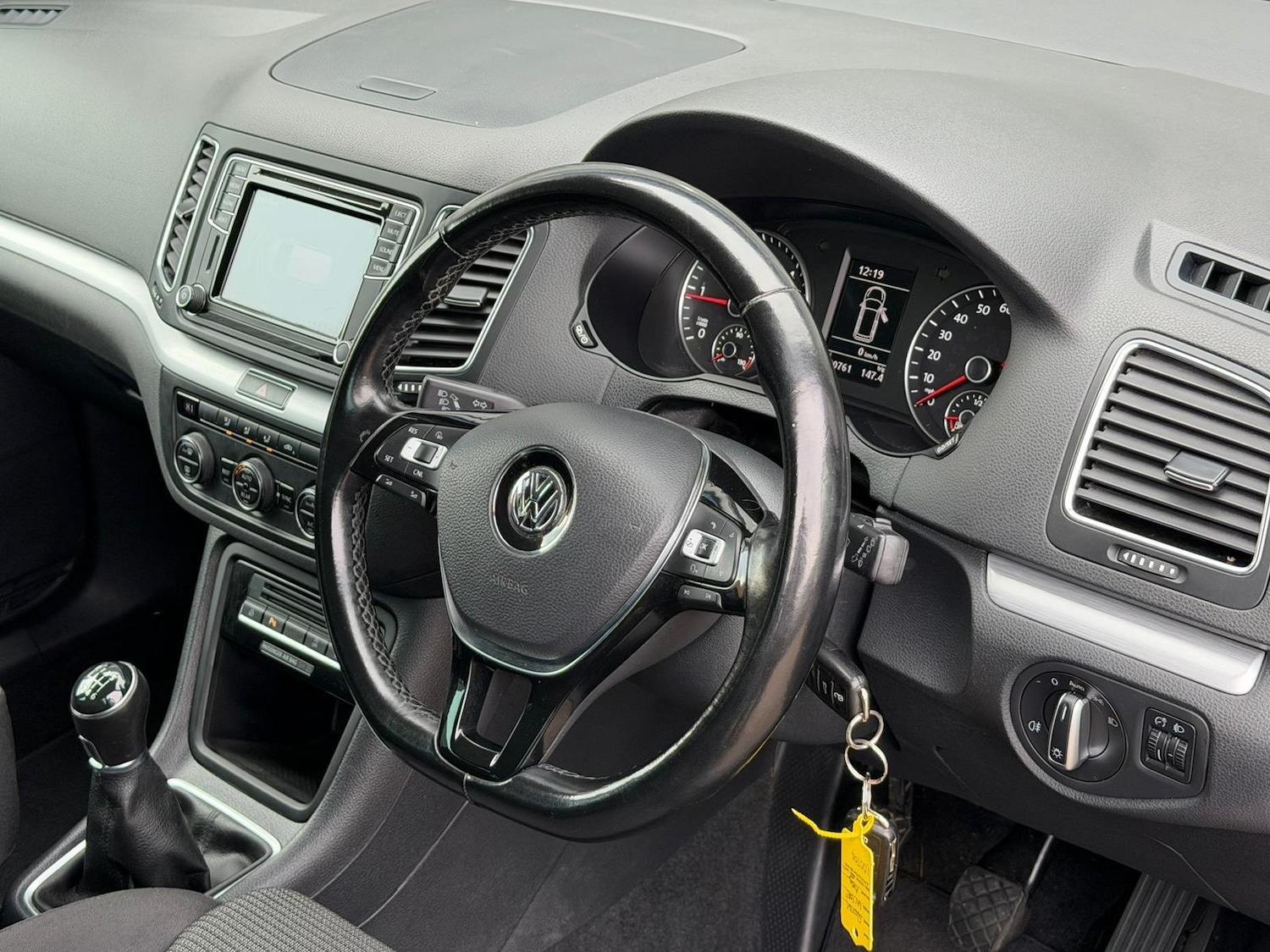 Used Volkswagen Sharan 2017 for sale - 76647491: Photo 35