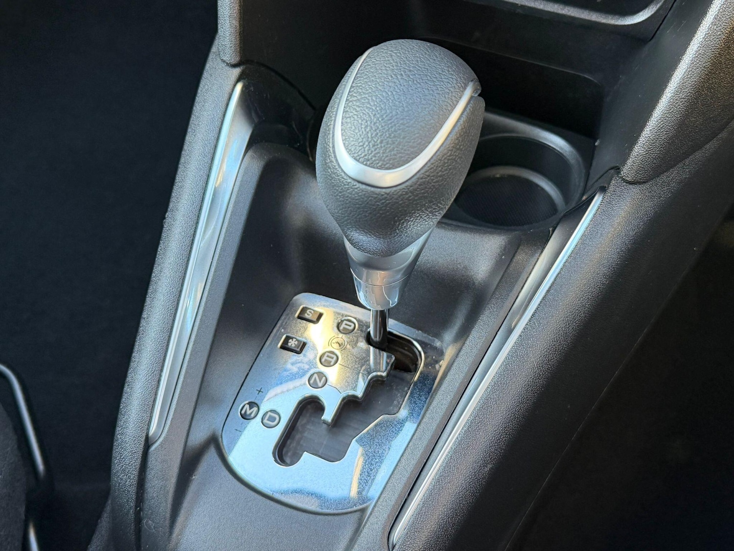 Used Peugeot 208 2017 for sale - 77091140: Photo 7