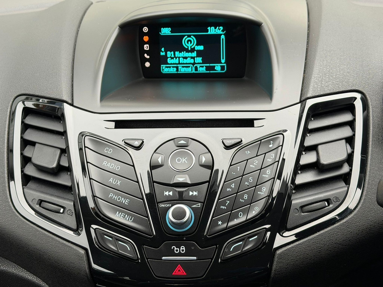 Used Ford Fiesta 2015 for sale - 77892587: Photo 16