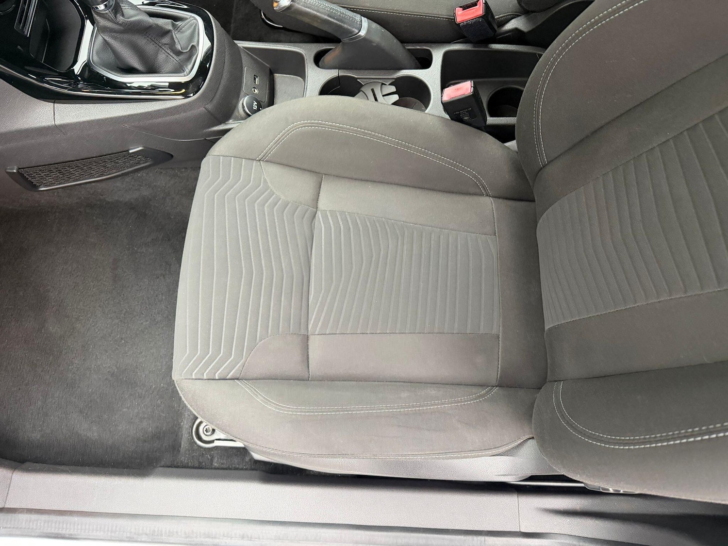 Used Ford Fiesta 2015 for sale - 77892587: Photo 24