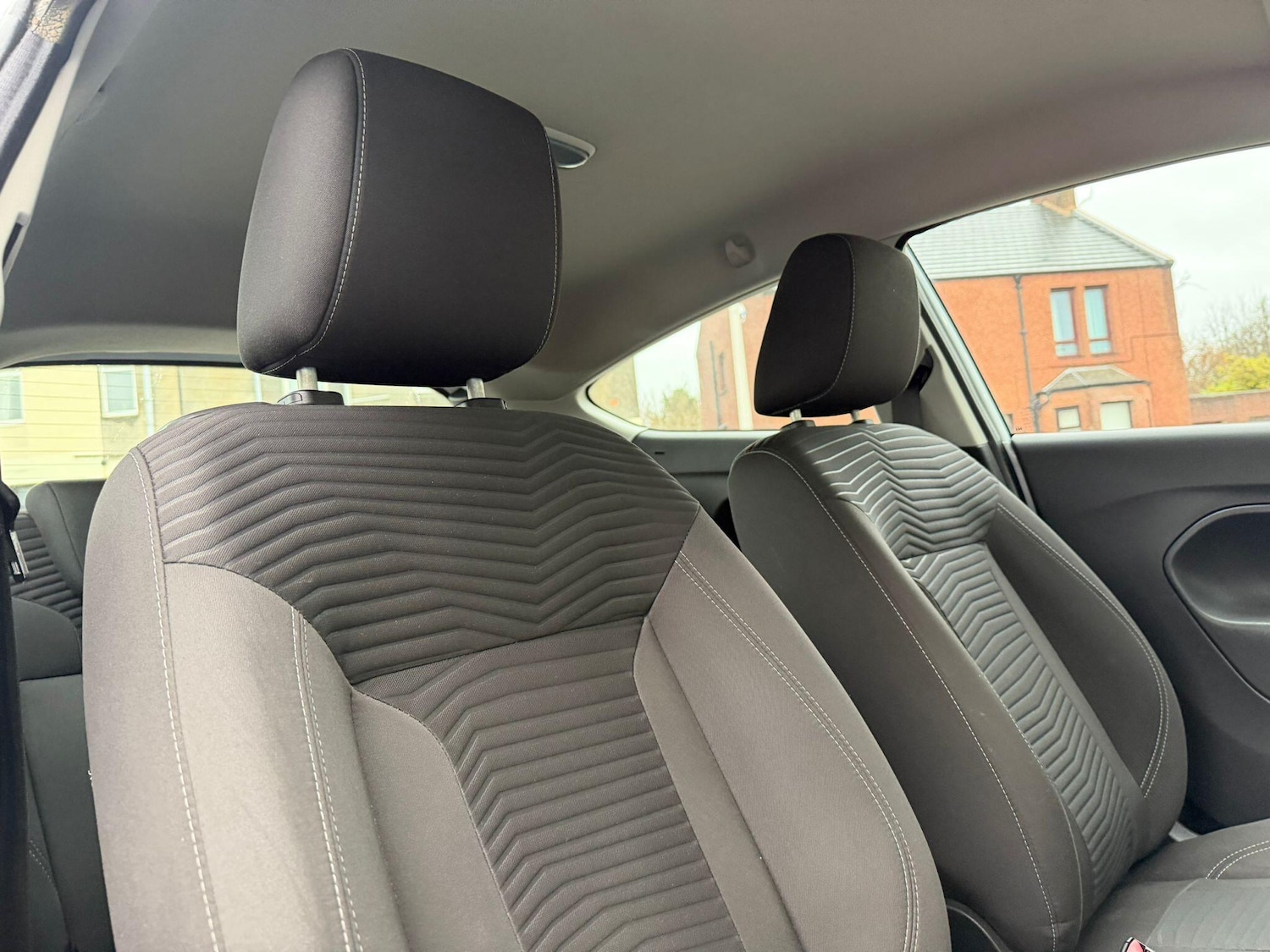 Used Ford Fiesta 2015 for sale - 77892587: Photo 9