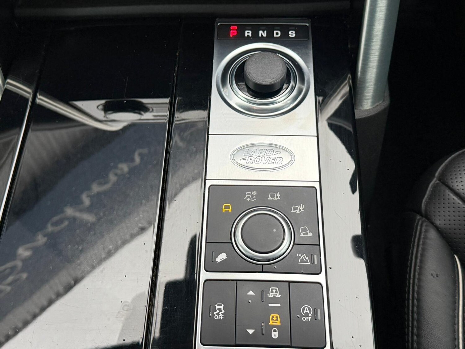 Used Land Rover Discovery 2019 for sale - 77523586: Photo 17