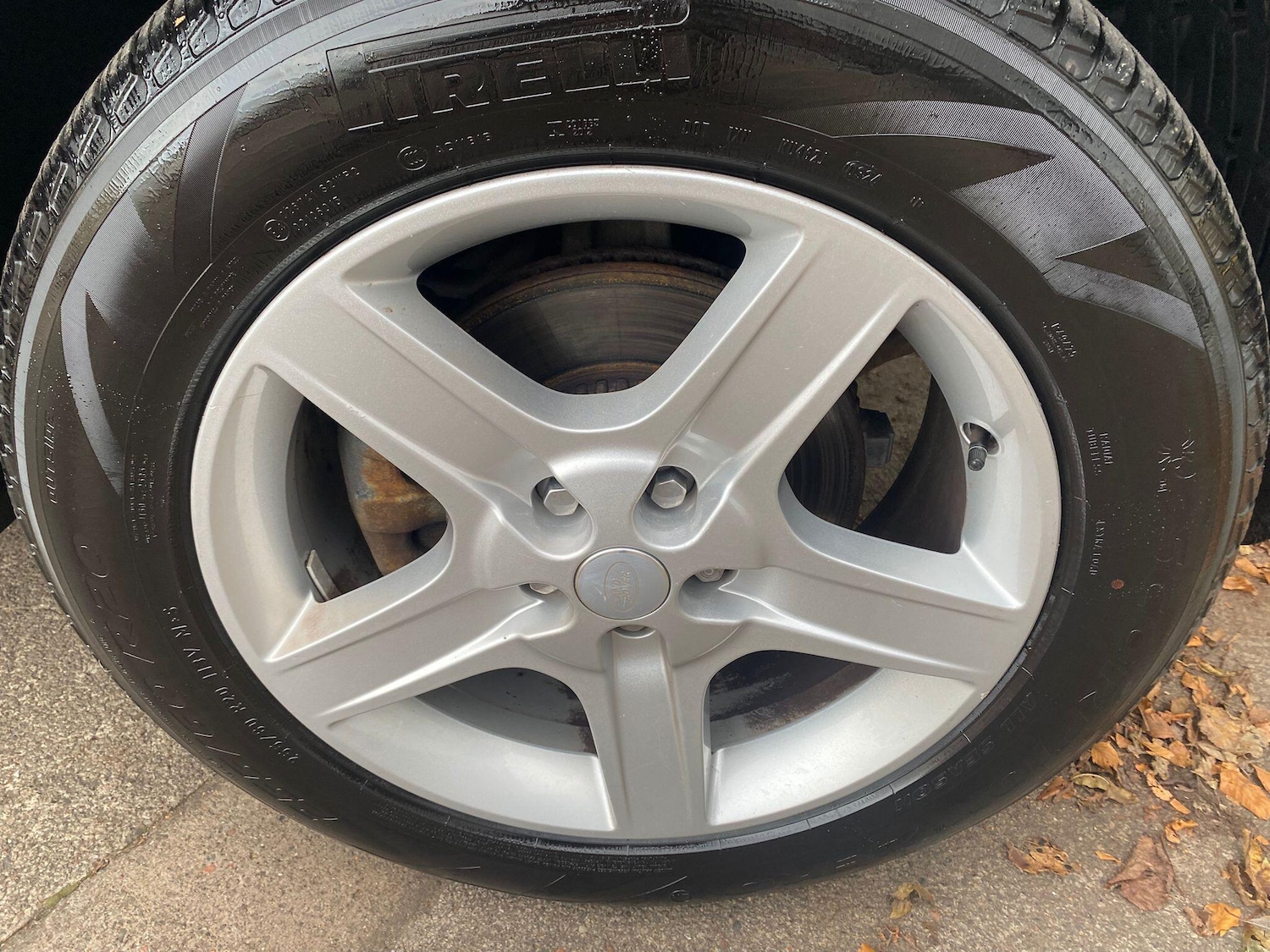 Used Land Rover Defender 2023 for sale - 76647612: Photo 11