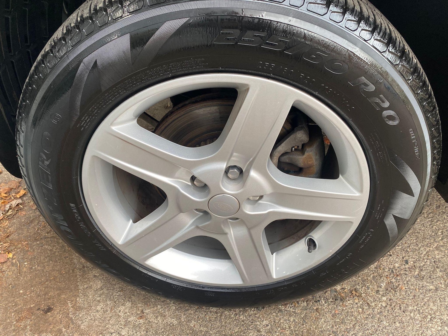 Used Land Rover Defender 2023 for sale - 76647612: Photo 12