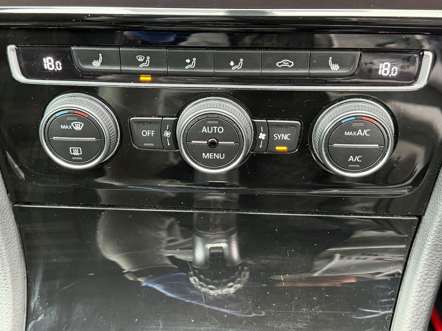 Used Volkswagen Golf 2018 for sale - 76993792: Photo 10