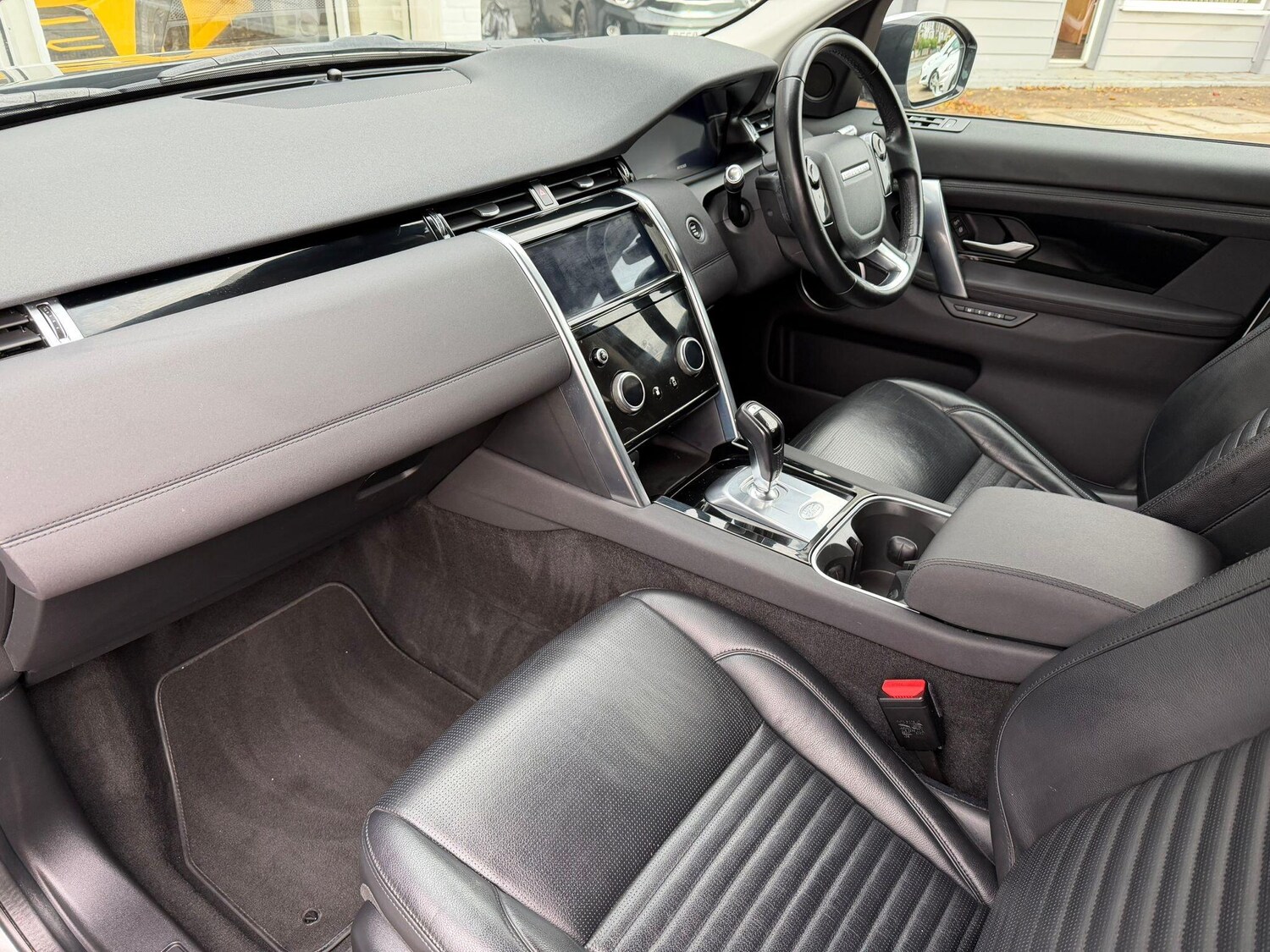 Used Land Rover Discovery Sport for sale - 77633277: Photo 30