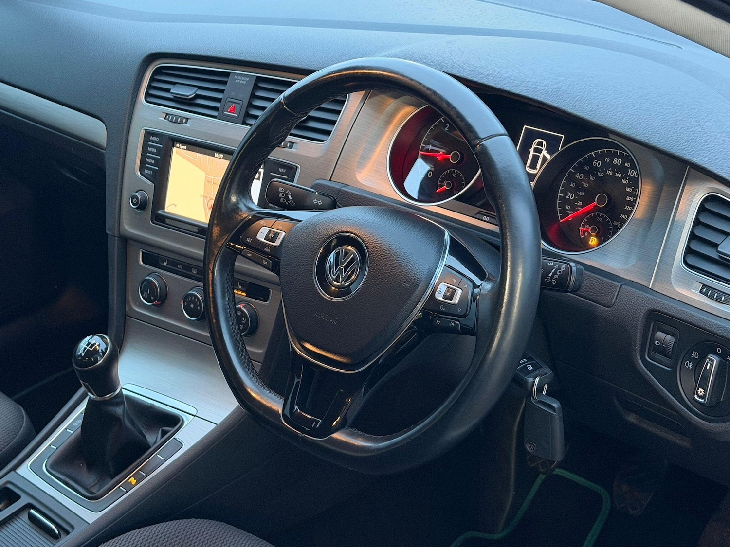 Used Volkswagen Golf for sale - 77424850: Photo 30