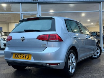 Used Volkswagen Golf 2017 for sale - 77424850: Photo