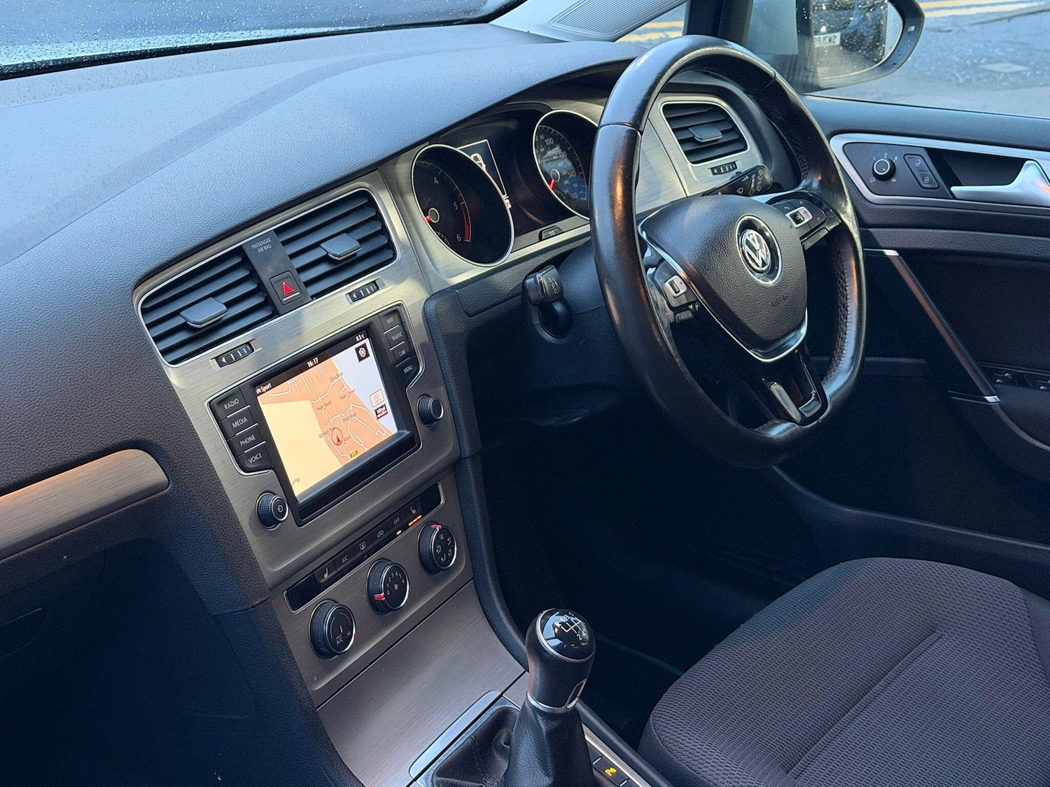 Used Volkswagen Golf for sale - 77424850: Photo 6