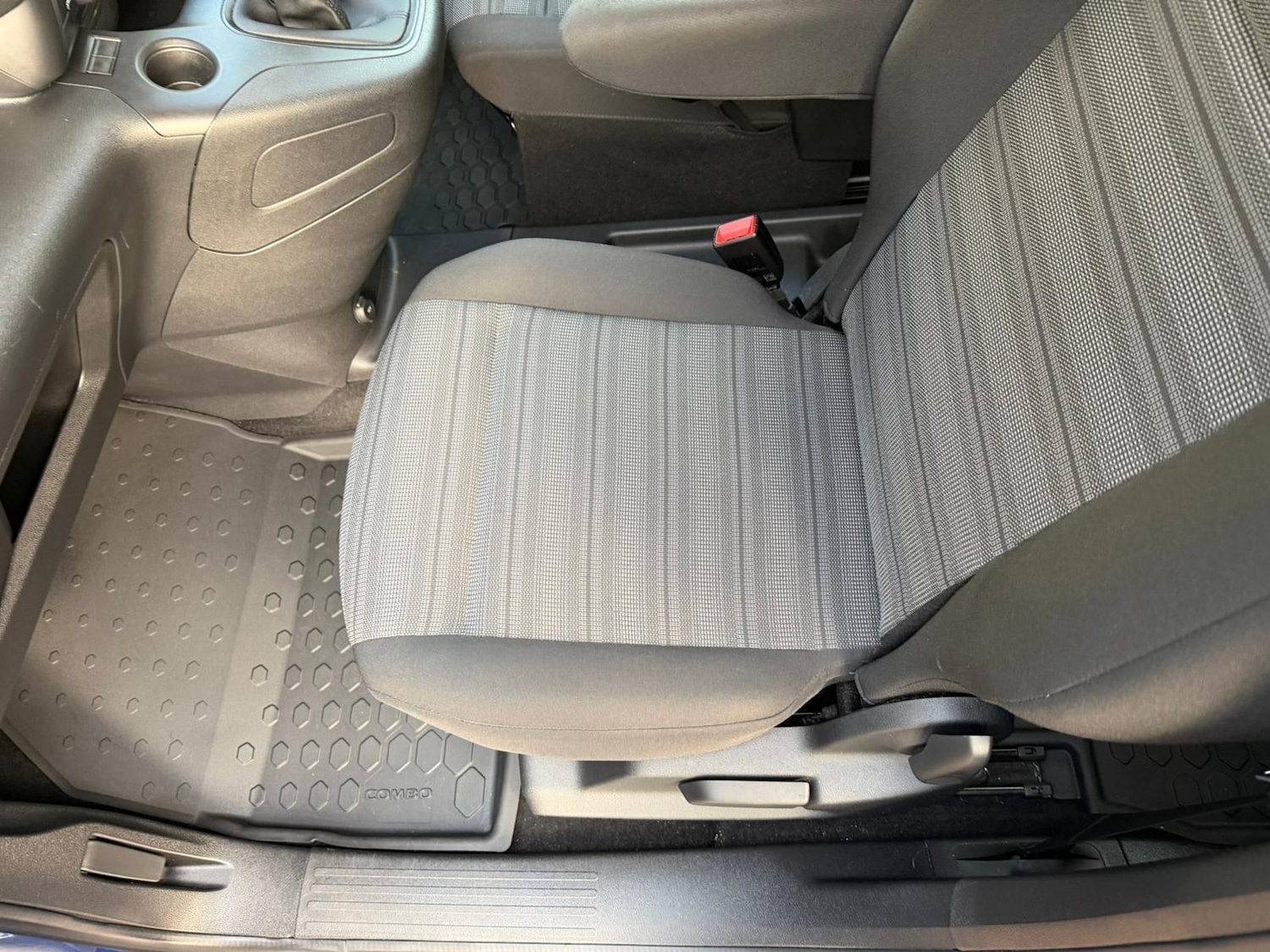 Used Vauxhall Combo Life 2021 for sale - 76994876: Photo 11