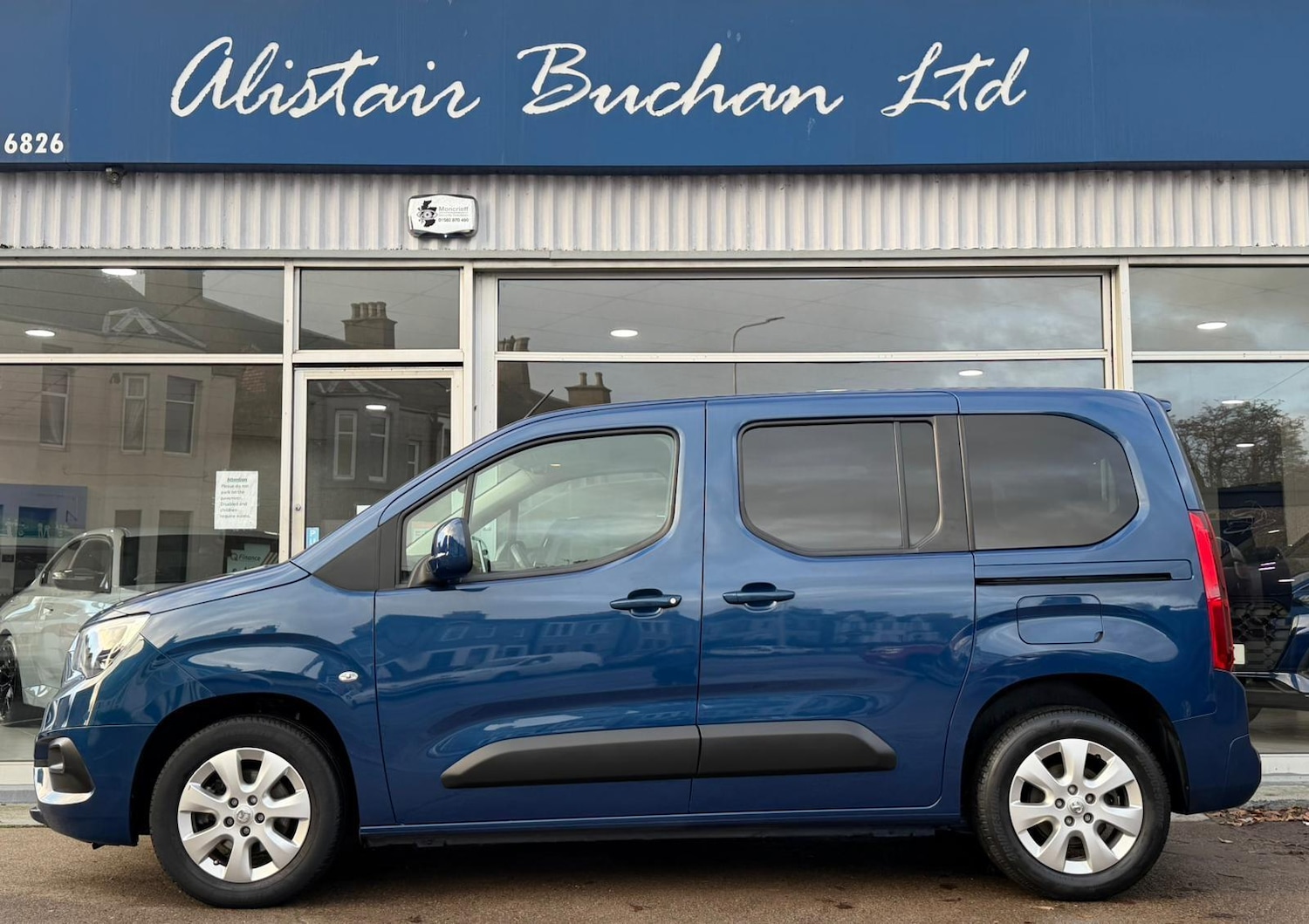 Used Vauxhall Combo Life 2021 for sale - 76994876: Photo 2
