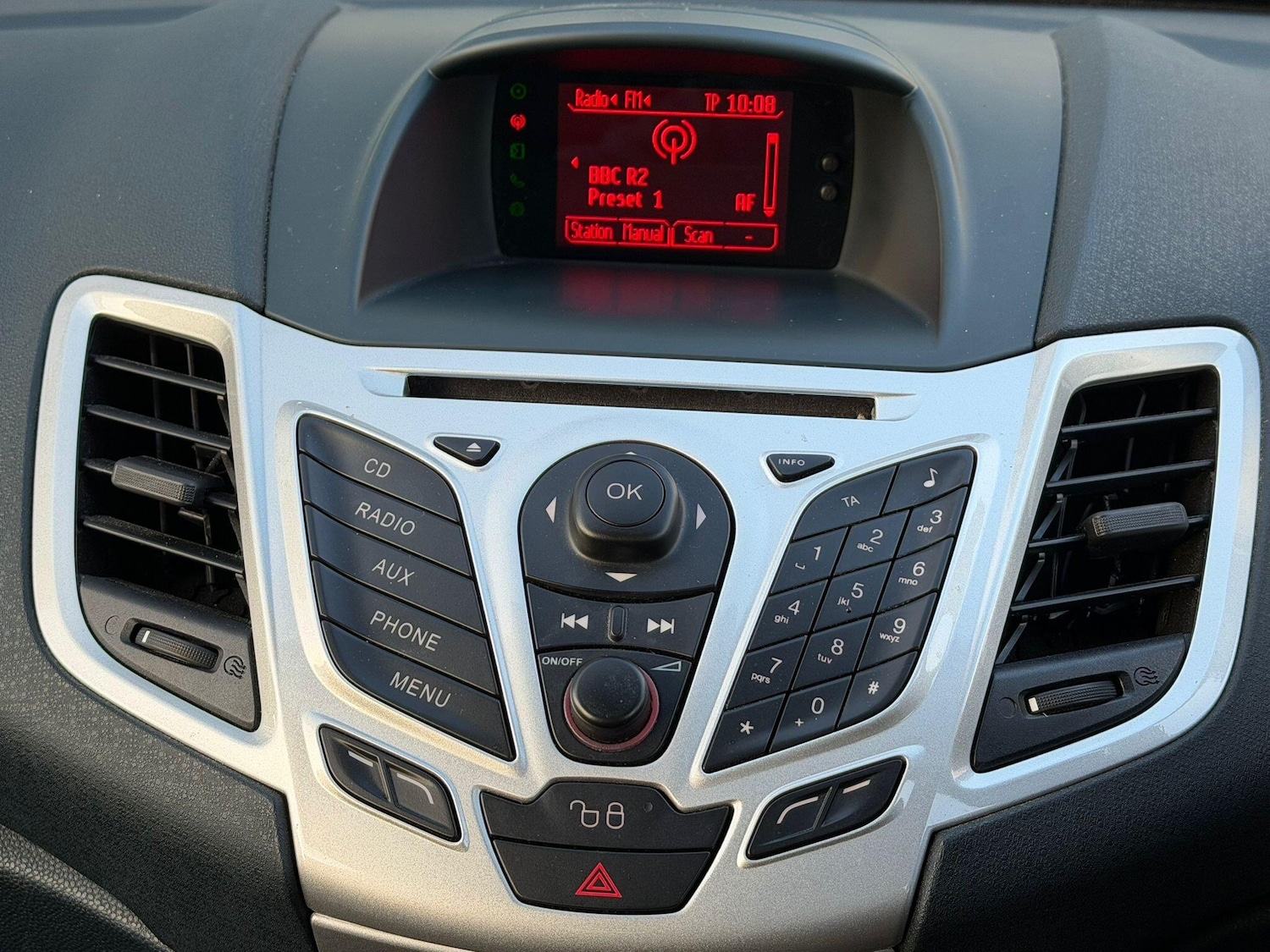 Used Ford Fiesta 2012 for sale - 77131896: Photo 17