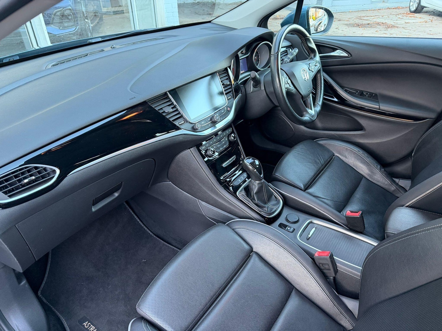 Used Vauxhall Astra 2017 for sale - 76647498: Photo 26
