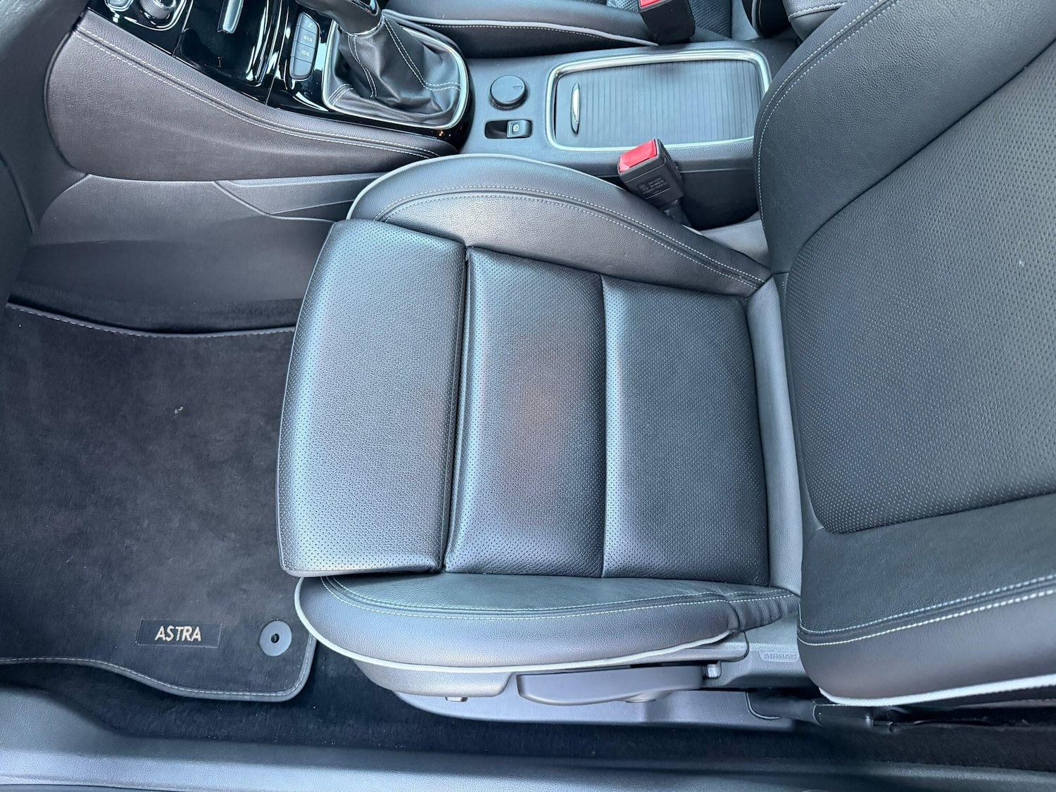 Used Vauxhall Astra 2017 for sale - 76647498: Photo 27