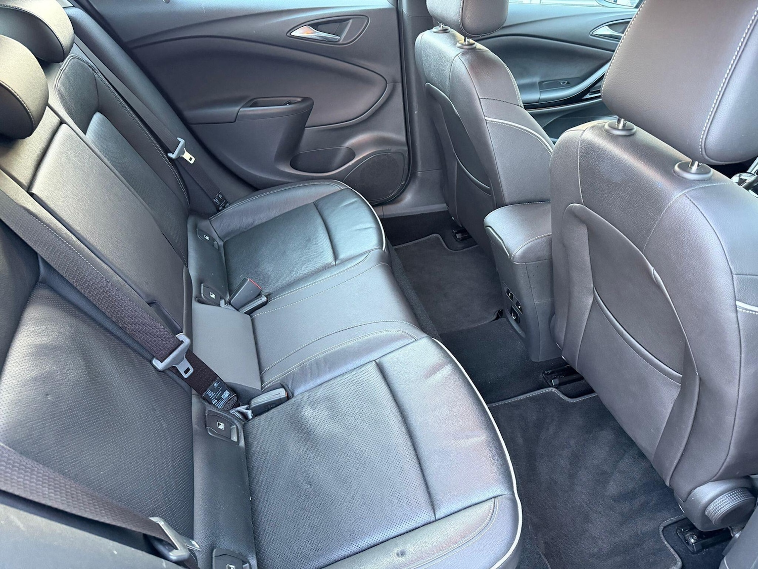 Used Vauxhall Astra 2017 for sale - 76647498: Photo 9