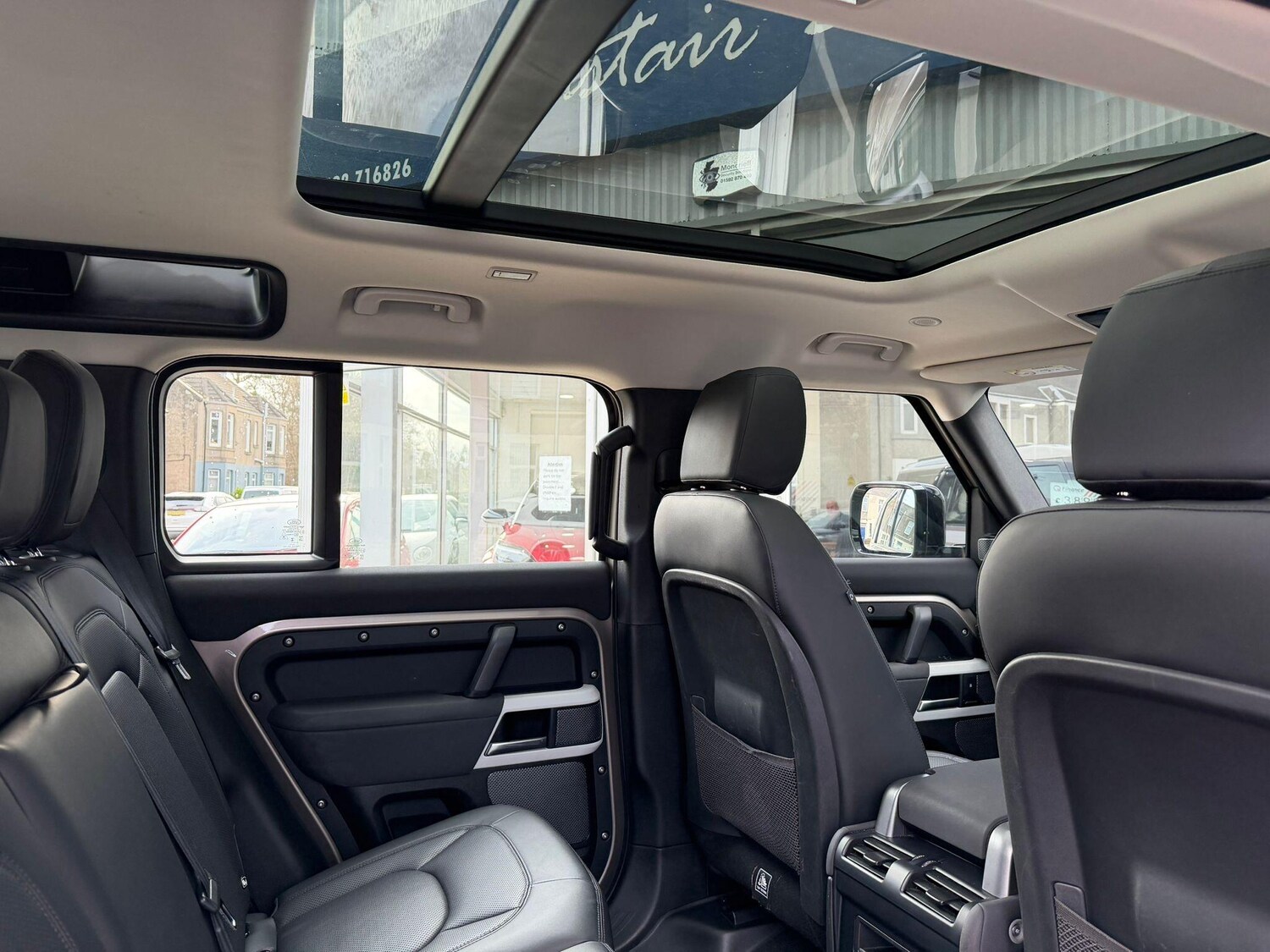 Used Land Rover Defender 110 for sale - 77683702: Photo 14