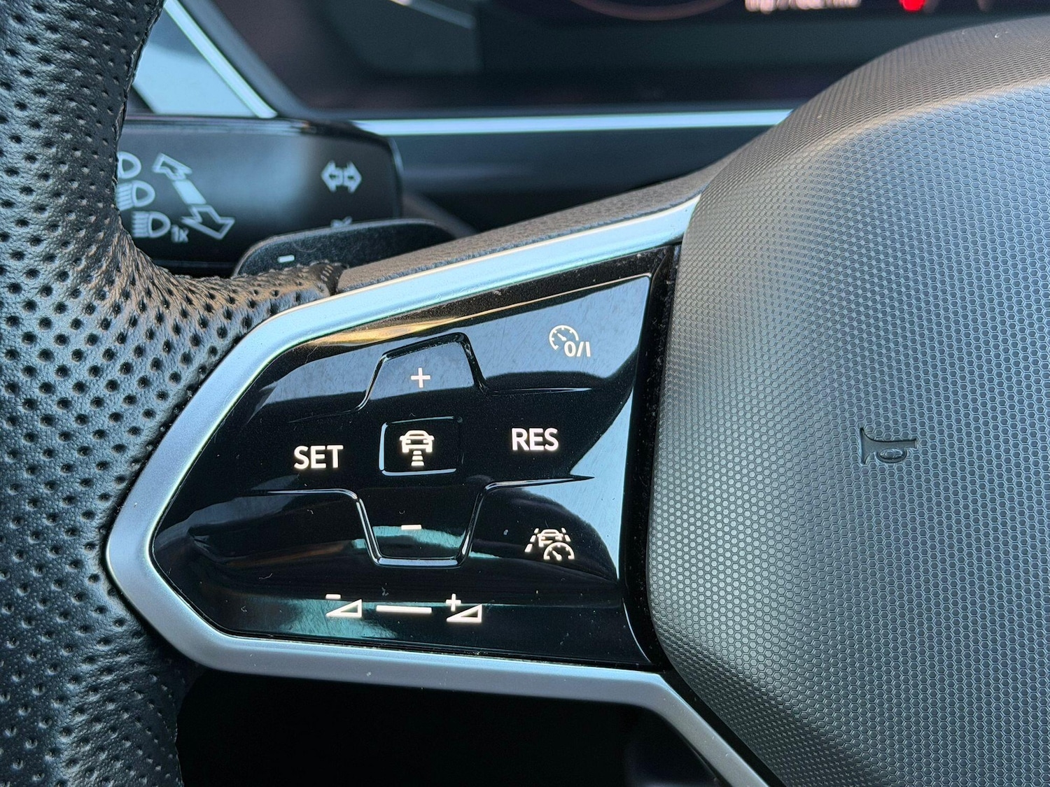 Used Volkswagen Tiguan 2023 for sale - 76647582: Photo 13