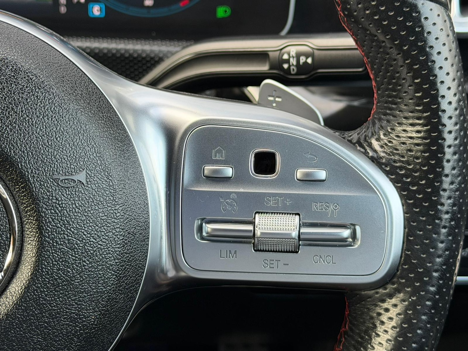 Used Mercedes-Benz A-Class 2019 for sale - 76647593: Photo 10