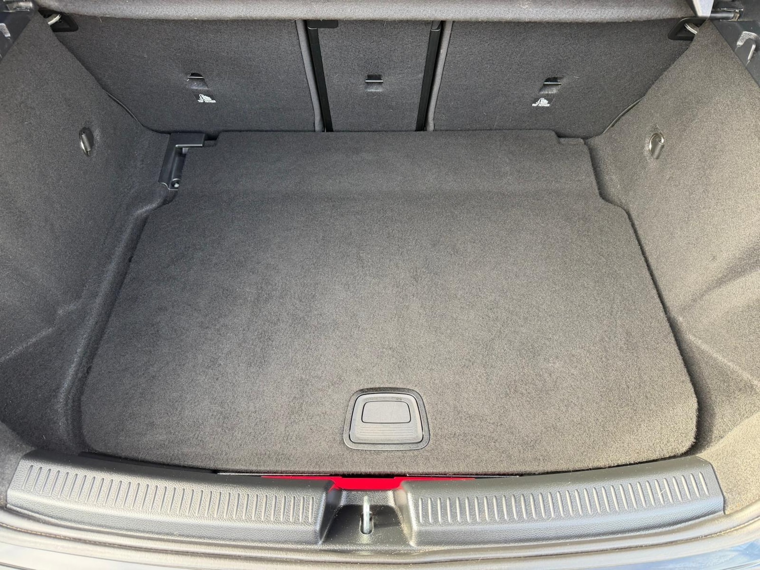 Used Mercedes-Benz A-Class 2019 for sale - 76647593: Photo 21