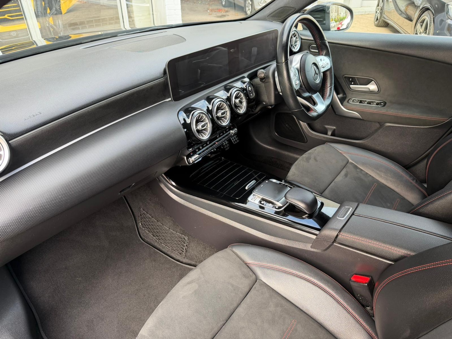 Used Mercedes-Benz A-Class 2019 for sale - 76647593: Photo 7