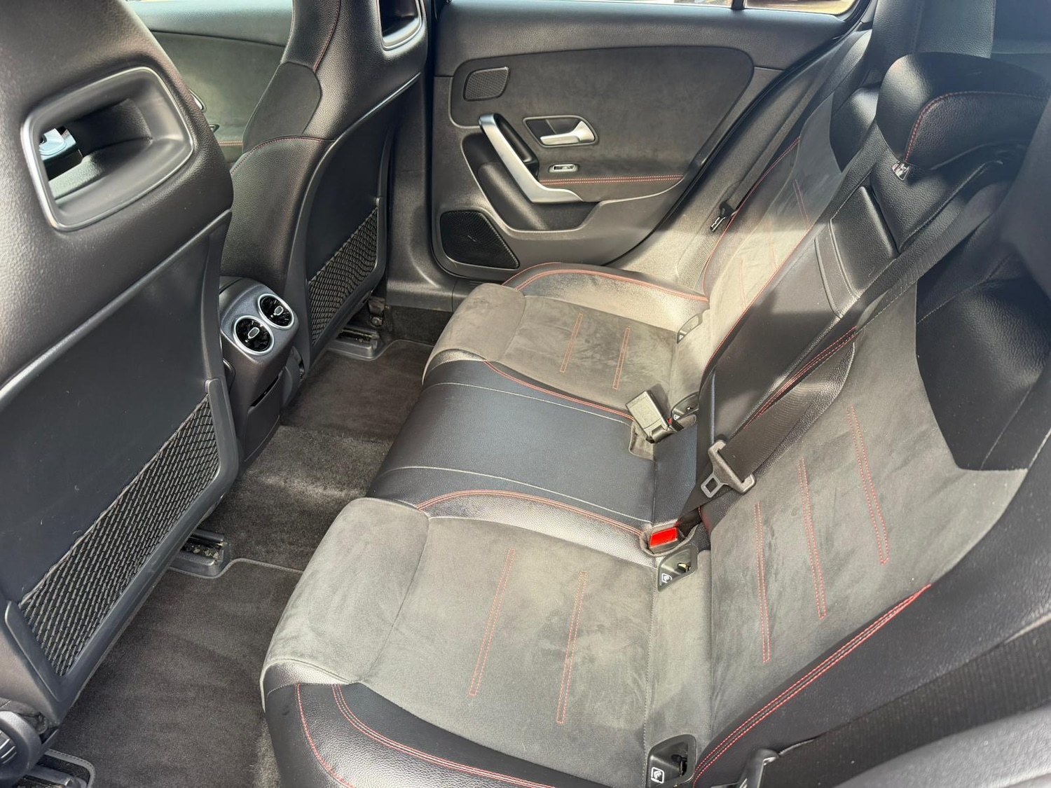 Used Mercedes-Benz A-Class 2019 for sale - 76647593: Photo 9