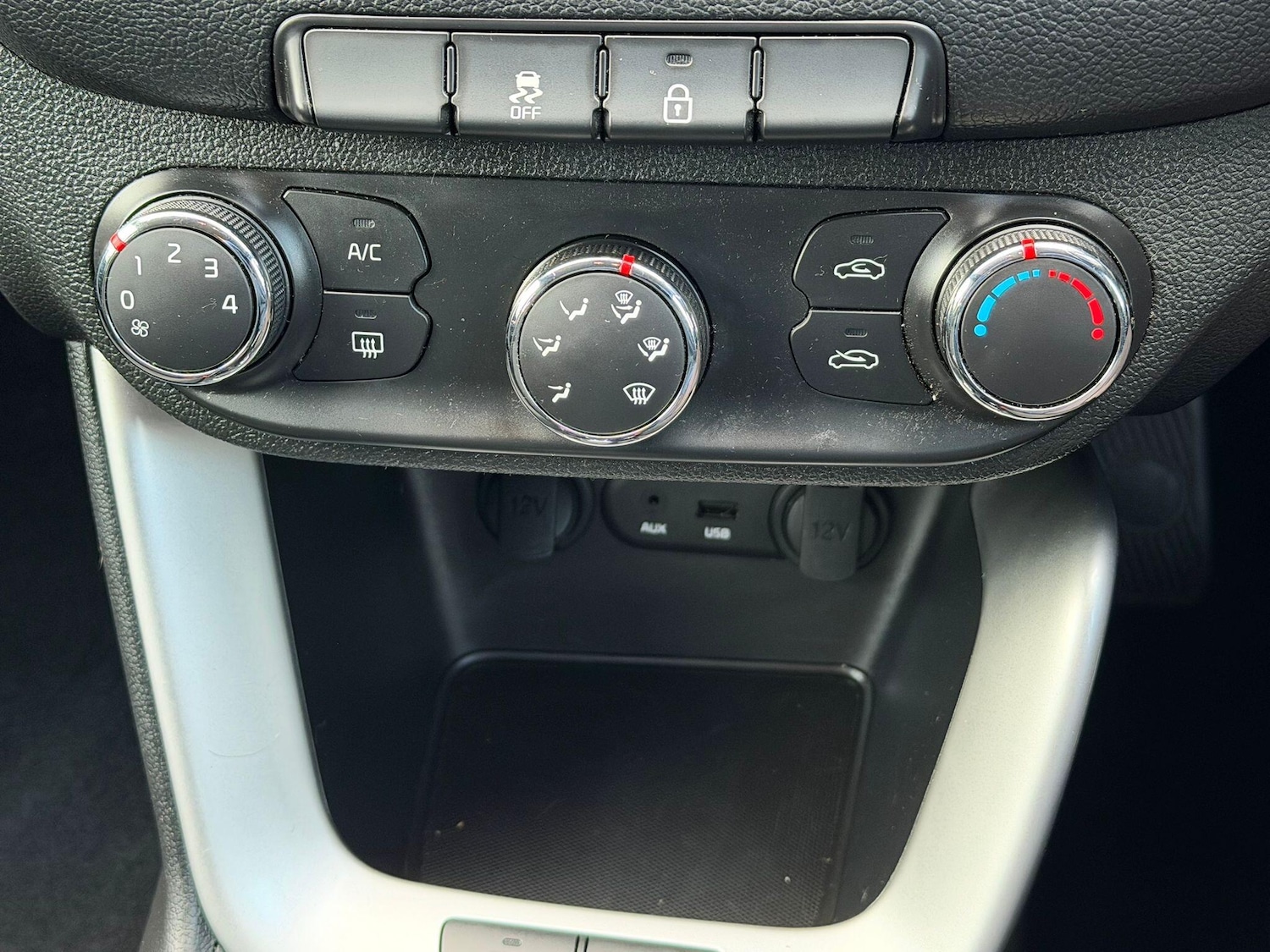 Used Kia Ceed 2015 for sale - 76656948: Photo 13