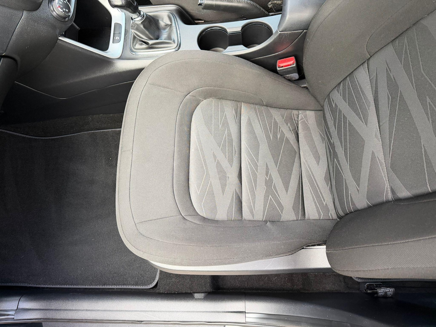 Used Kia Ceed 2015 for sale - 76656948: Photo 31