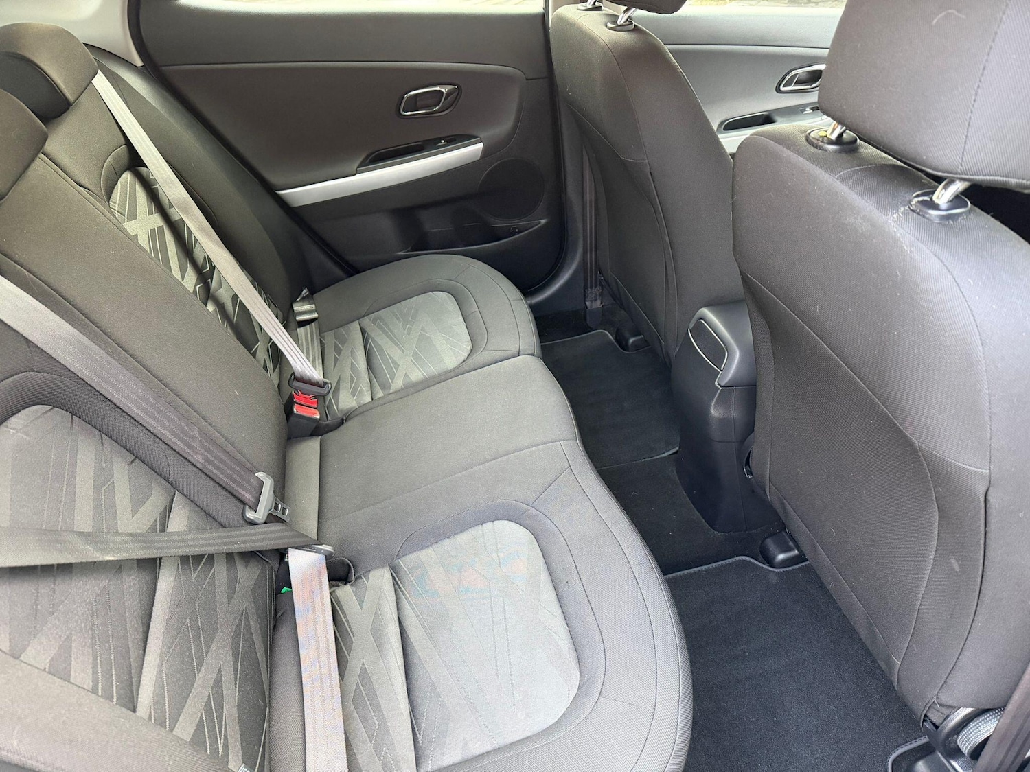 Used Kia Ceed 2015 for sale - 76656948: Photo 9