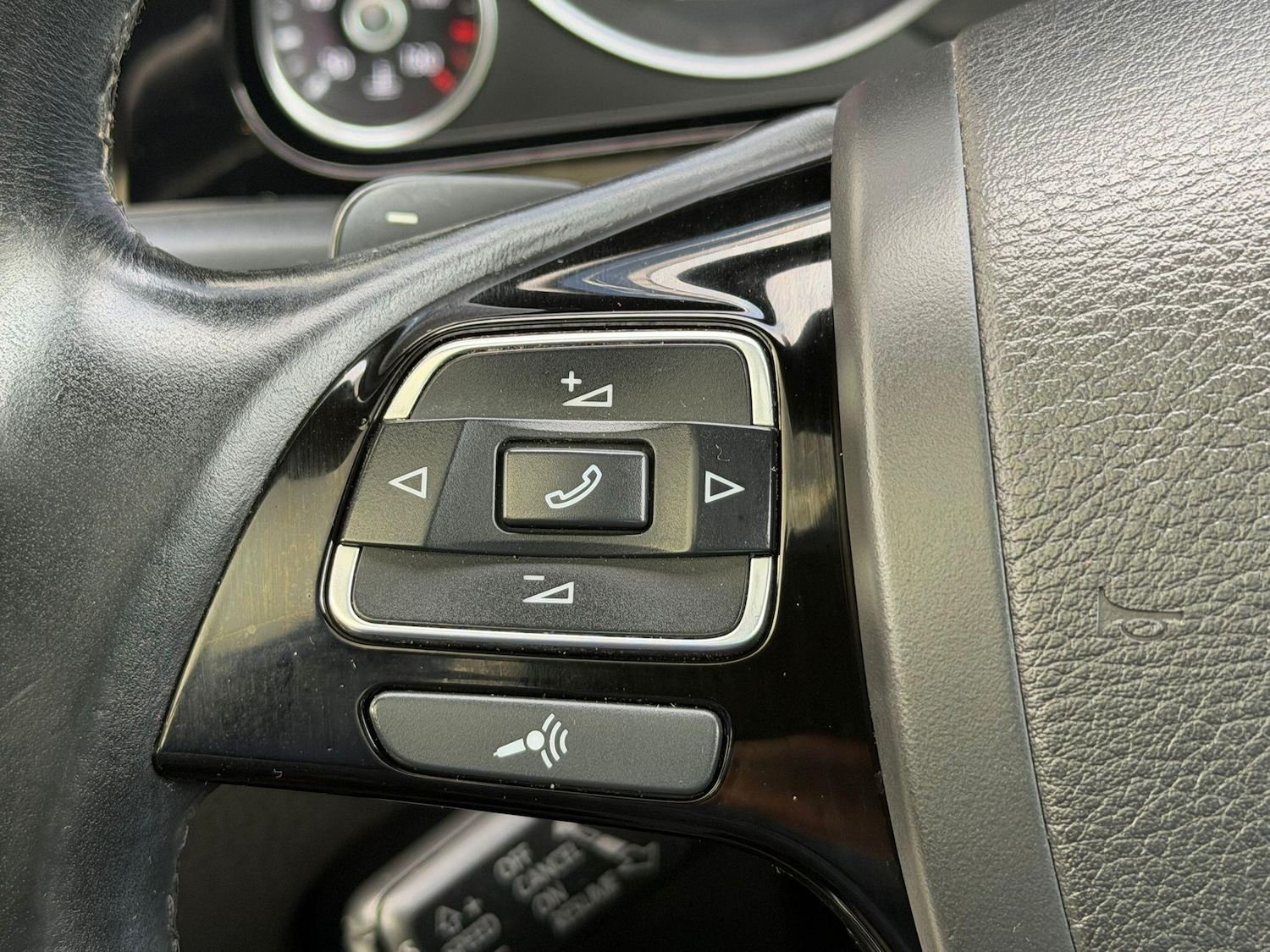 Used Volkswagen Touareg for sale - 77824255: Photo 17