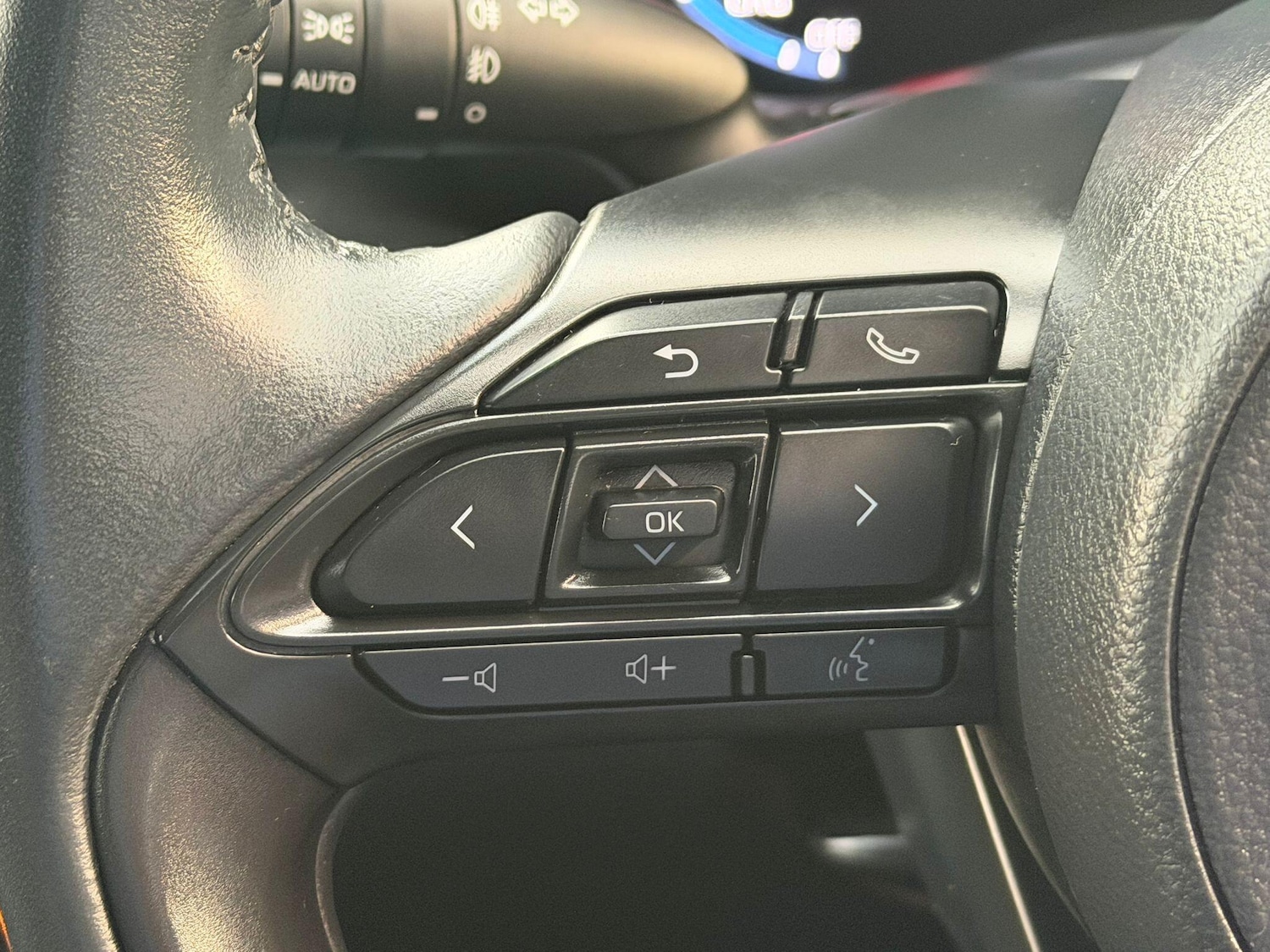 Used Toyota Yaris Cross 2022 for sale - 76647573: Photo 13