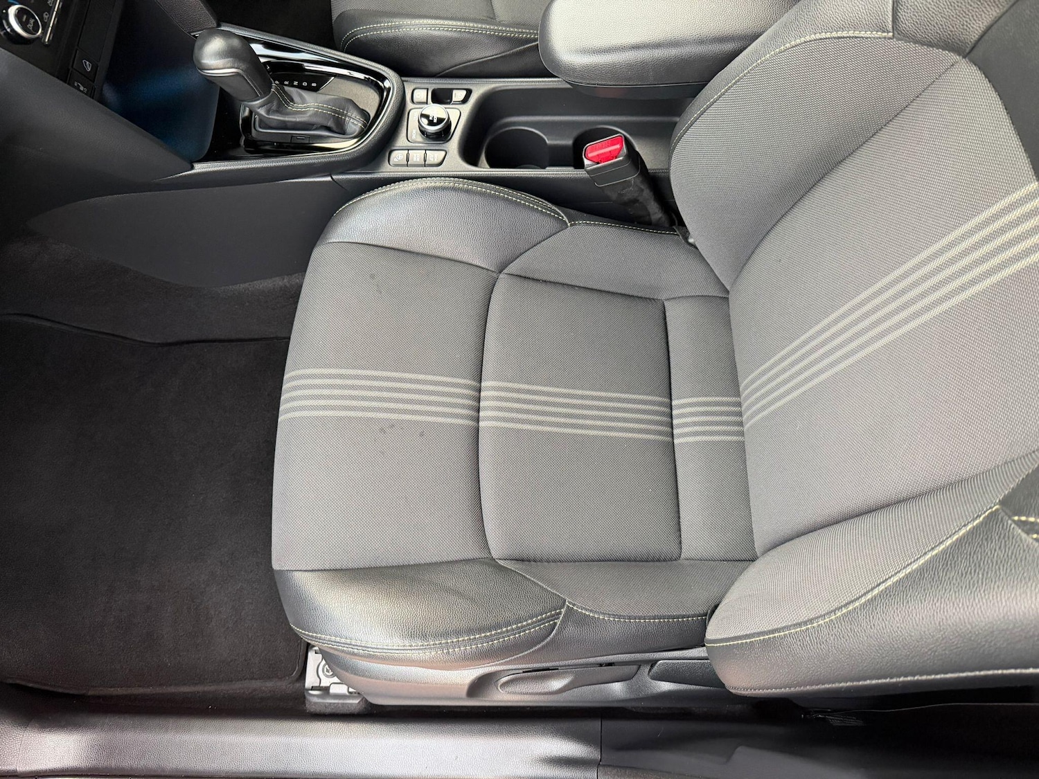 Used Toyota Yaris Cross 2022 for sale - 76647573: Photo 26