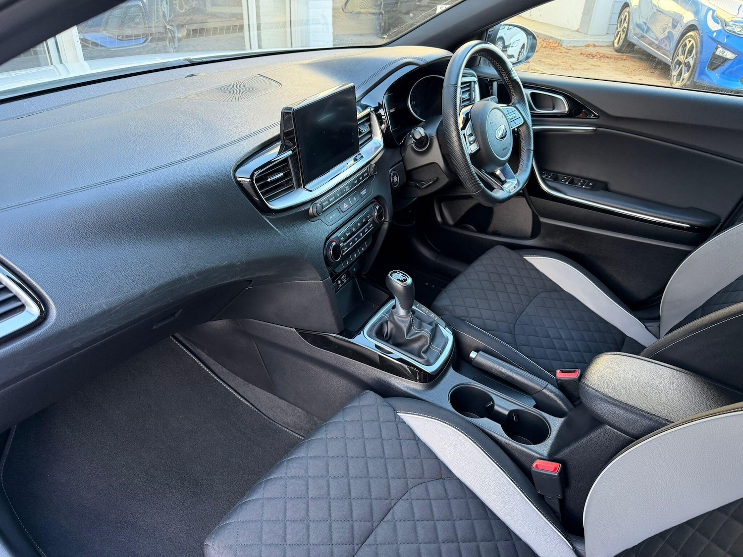 Used Kia Ceed 2019 for sale - 76689516: Photo 8