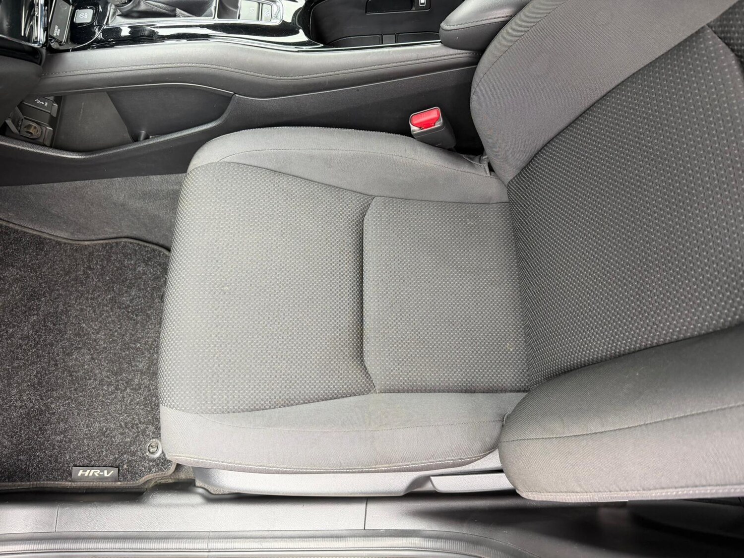 Used Honda HR-V 2020 for sale - 76647456: Photo 25