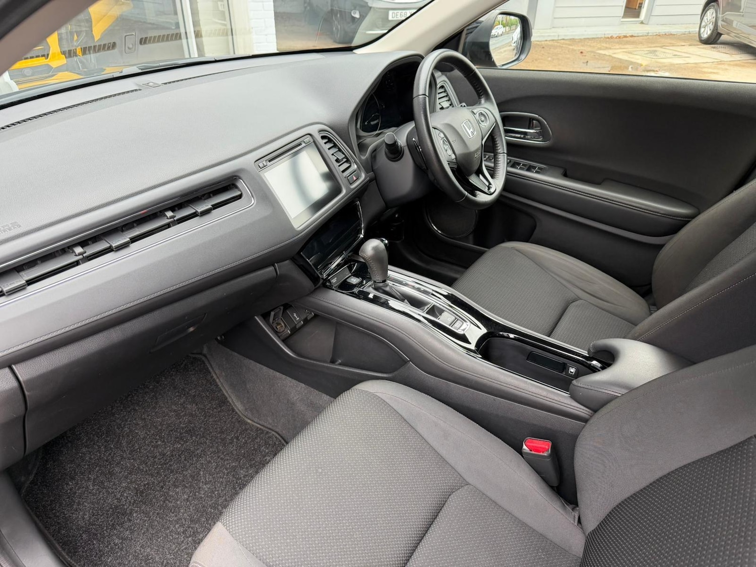 Used Honda HR-V 2020 for sale - 76647456: Photo 4