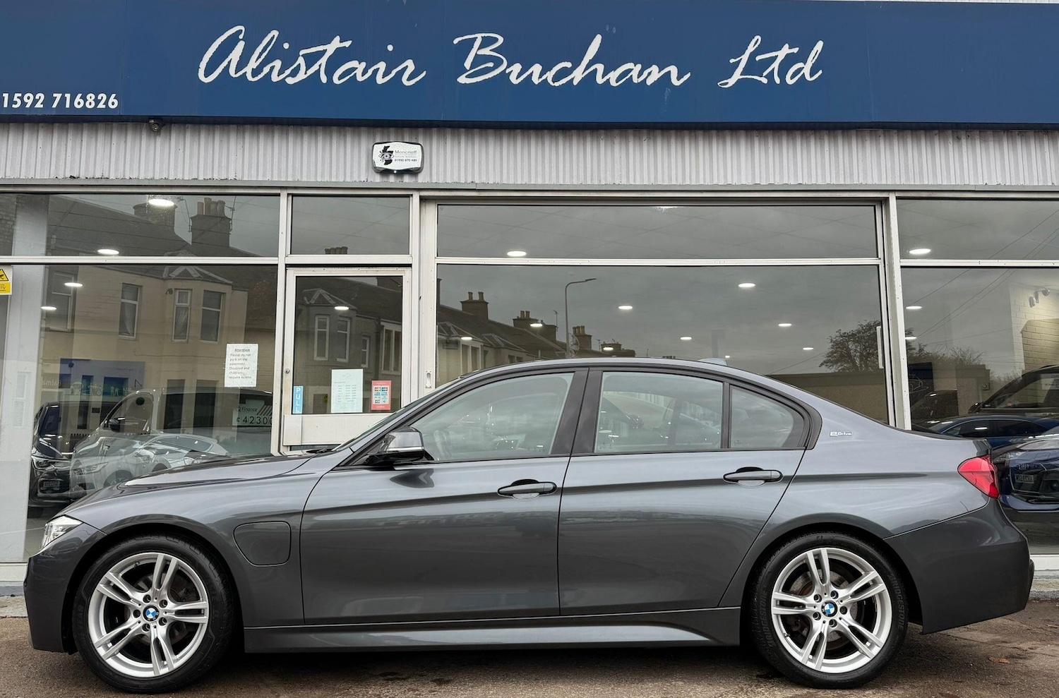 Used BMW 3 Series 2016 for sale - 77202592: Photo 2