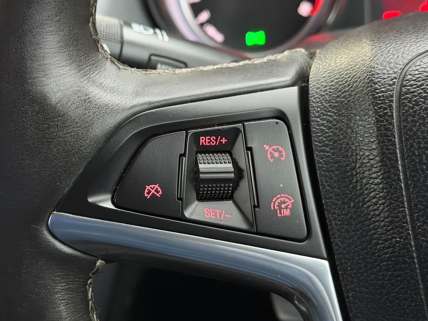 Used Vauxhall Mokka 2015 for sale - 77412187: Photo 14