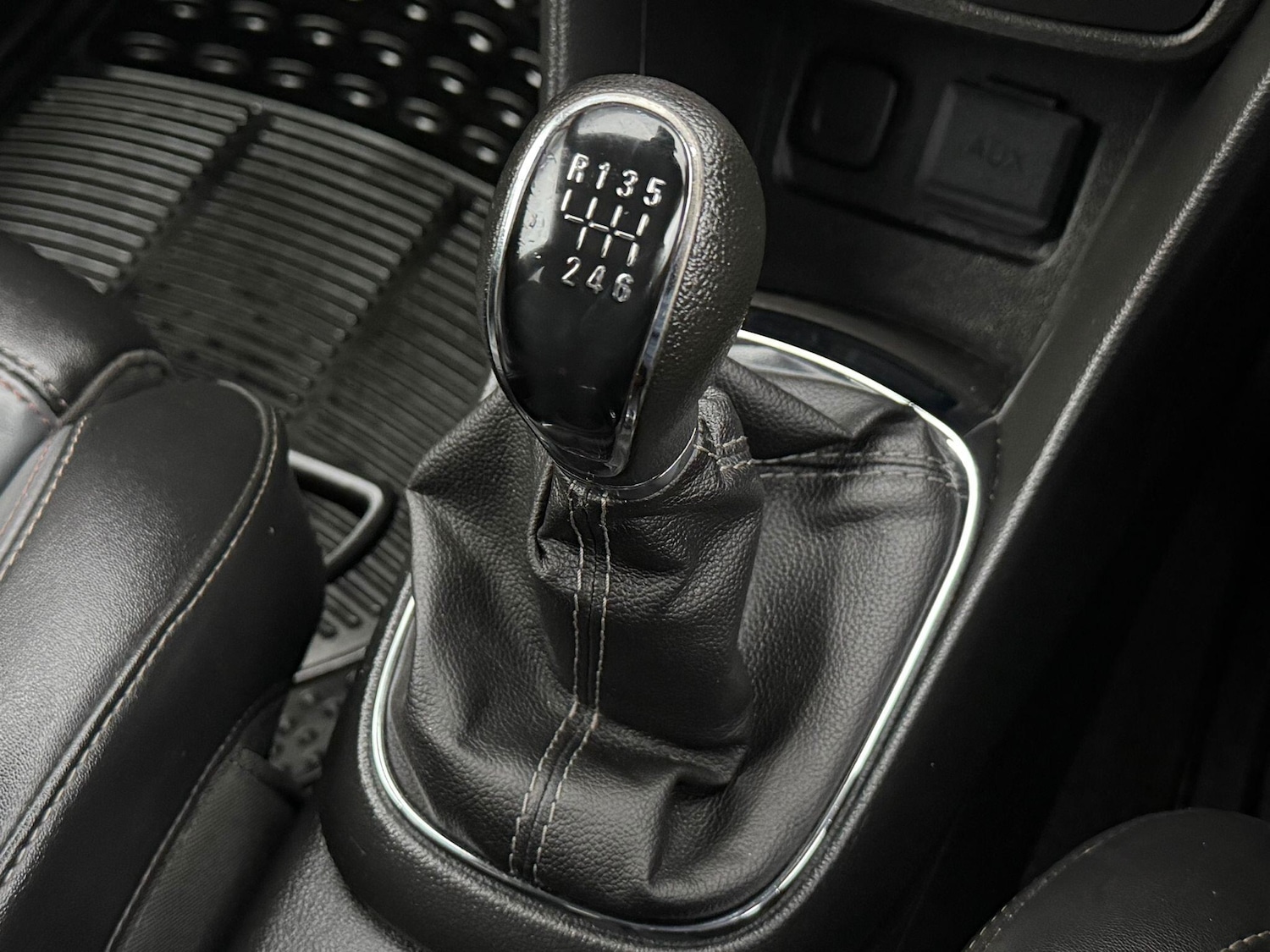 Used Vauxhall Mokka 2015 for sale - 77412187: Photo 8