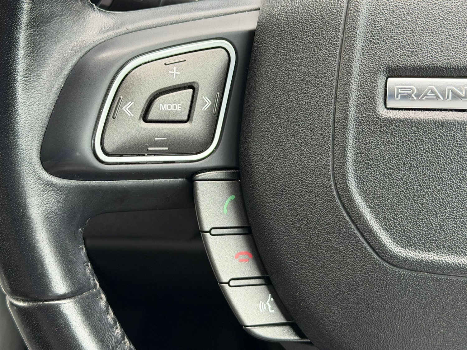 Used Land Rover Range Rover Evoque 2018 for sale - 76647619: Photo 13