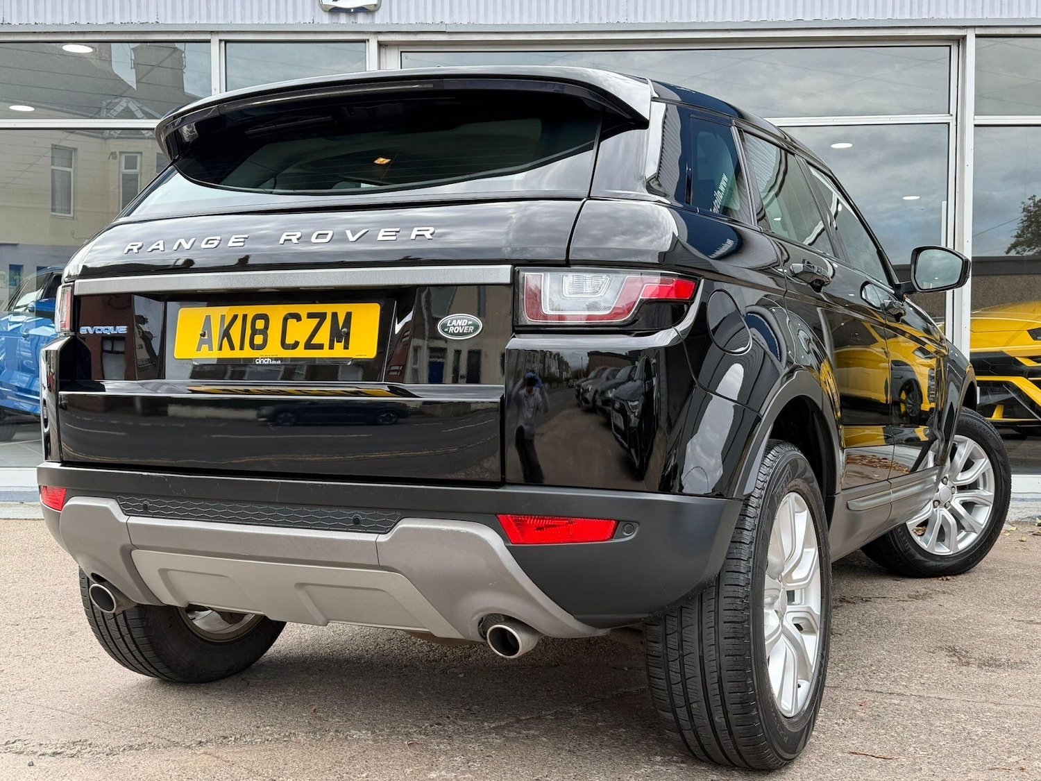 Used Land Rover Range Rover Evoque 2018 for sale - 76647619: Photo 3