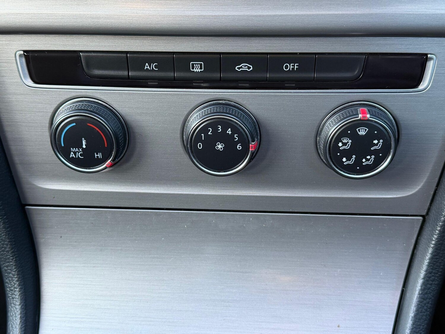 Used Volkswagen Golf 2015 for sale - 76647493: Photo 10