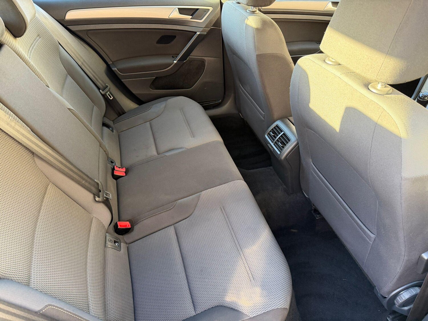 Used Volkswagen Golf 2015 for sale - 76647493: Photo 8