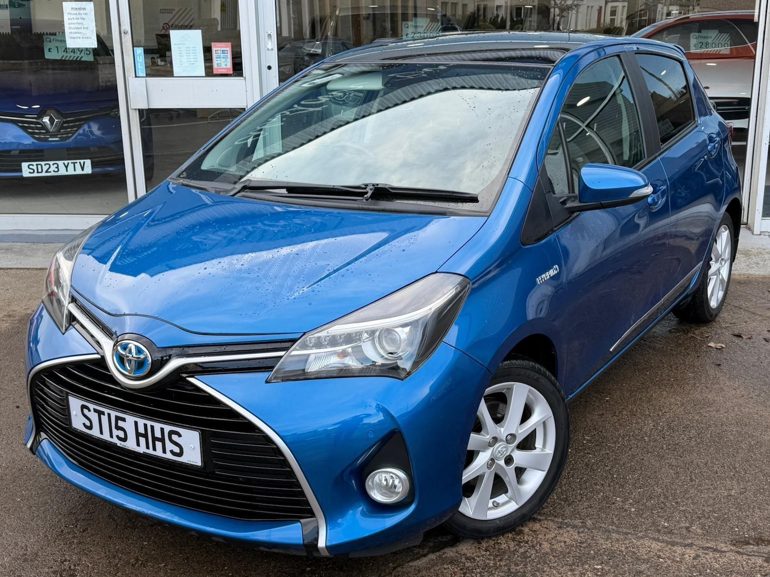 Used Toyota Yaris for sale - 77883025: Photo 4