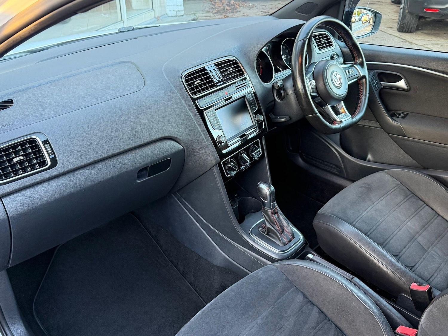 Used Volkswagen Polo for sale - 77016954: Photo 7