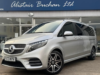 Used Mercedes-Benz V-Class 2023 for sale - 76647575: Photo