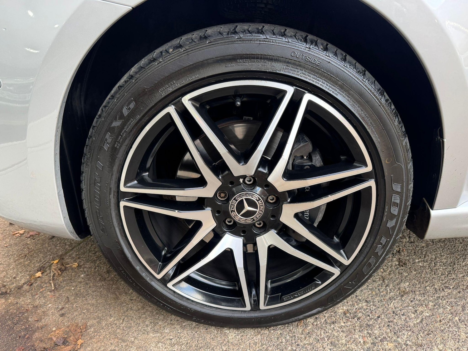 Used Mercedes-Benz V-Class 2023 for sale - 76647575: Photo 20