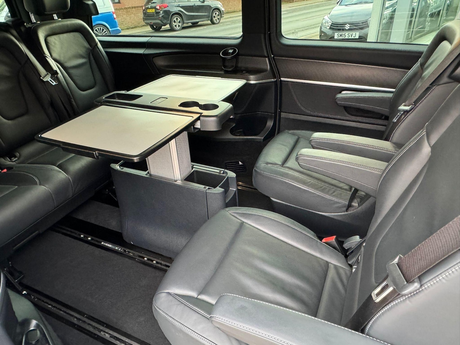 Used Mercedes-Benz V-Class 2023 for sale - 76647575: Photo 8