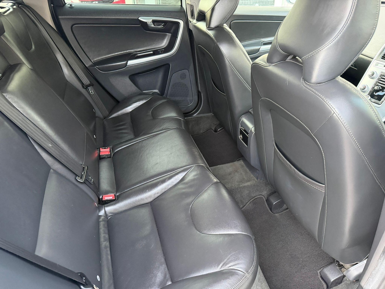 Used Volvo XC60 2016 for sale - 77131013: Photo 9