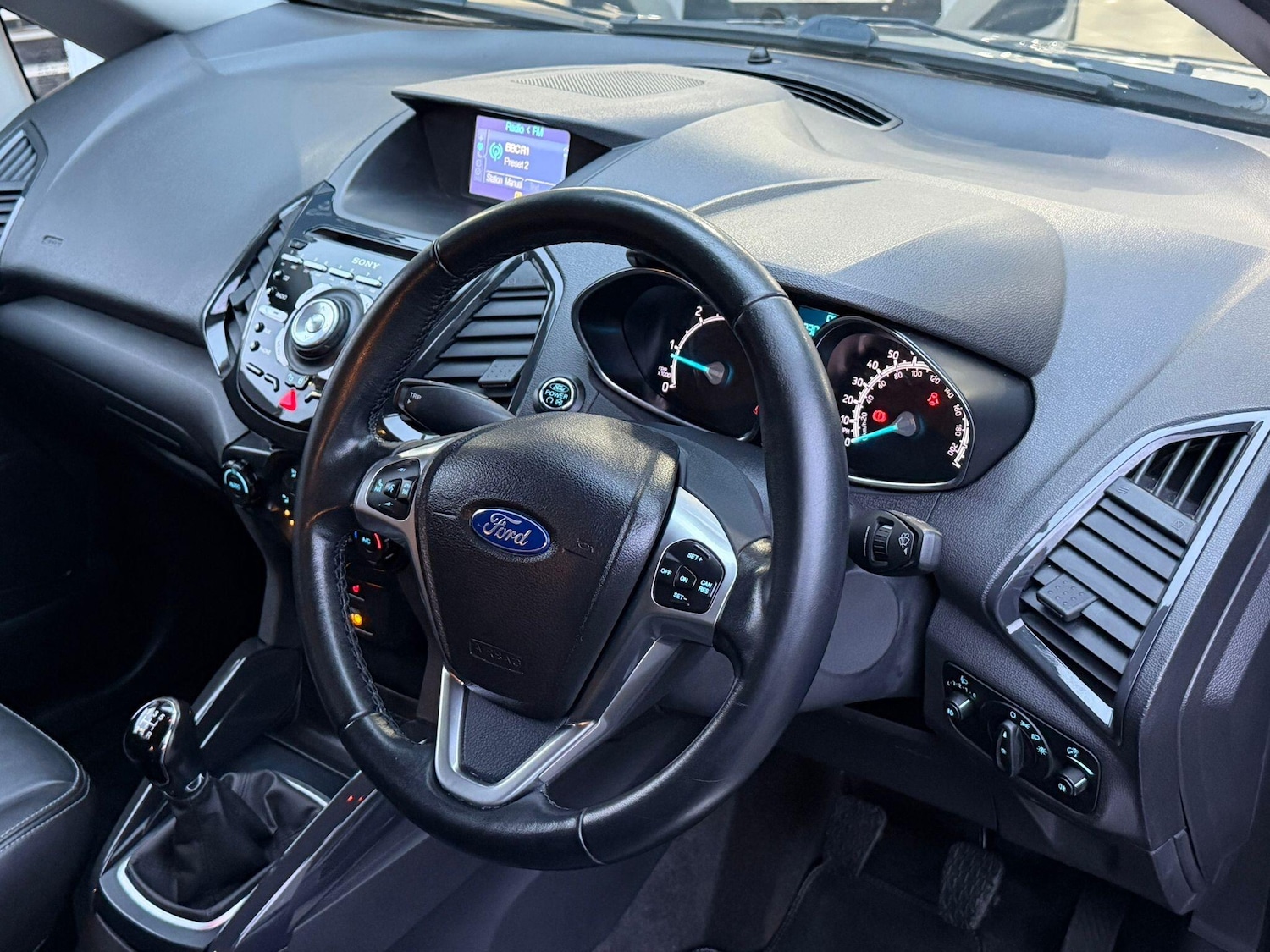 Used Ford Ecosport 2016 for sale - 76839803: Photo 23