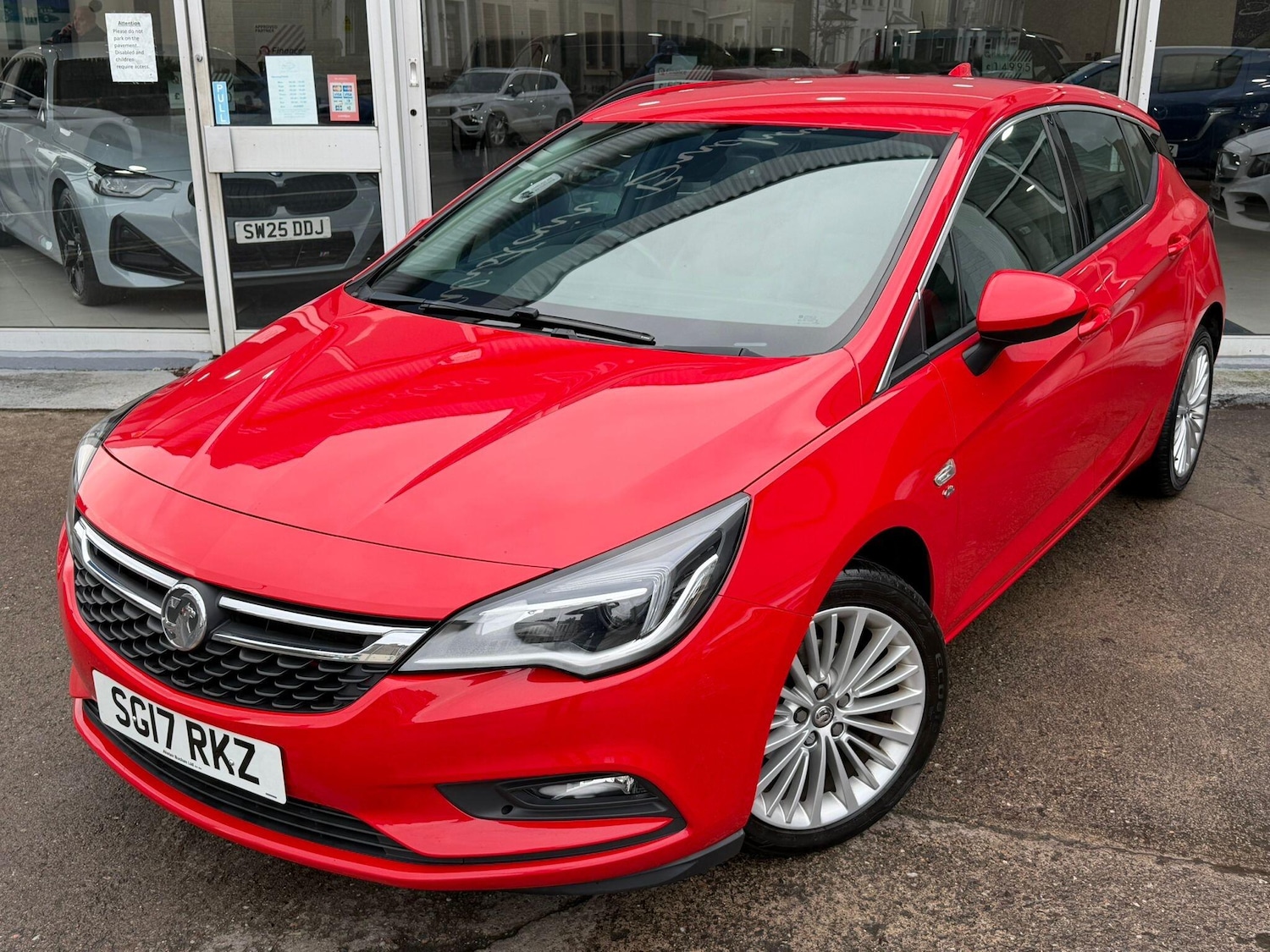 Used Vauxhall Astra for sale - 77331296: Photo 5